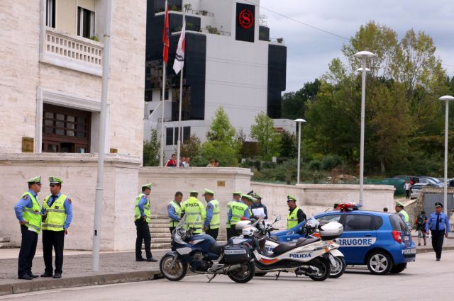 Η αλβανική αστυνομία συνέλαβε 14χρονο για την επίθεση στο λεωφορείο της Σερβίας